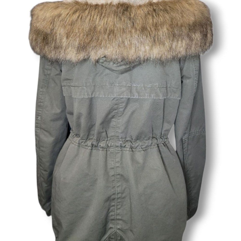 H&M Divided Army Green Faux Fur Parka Size 4 - Picture 5 of 10